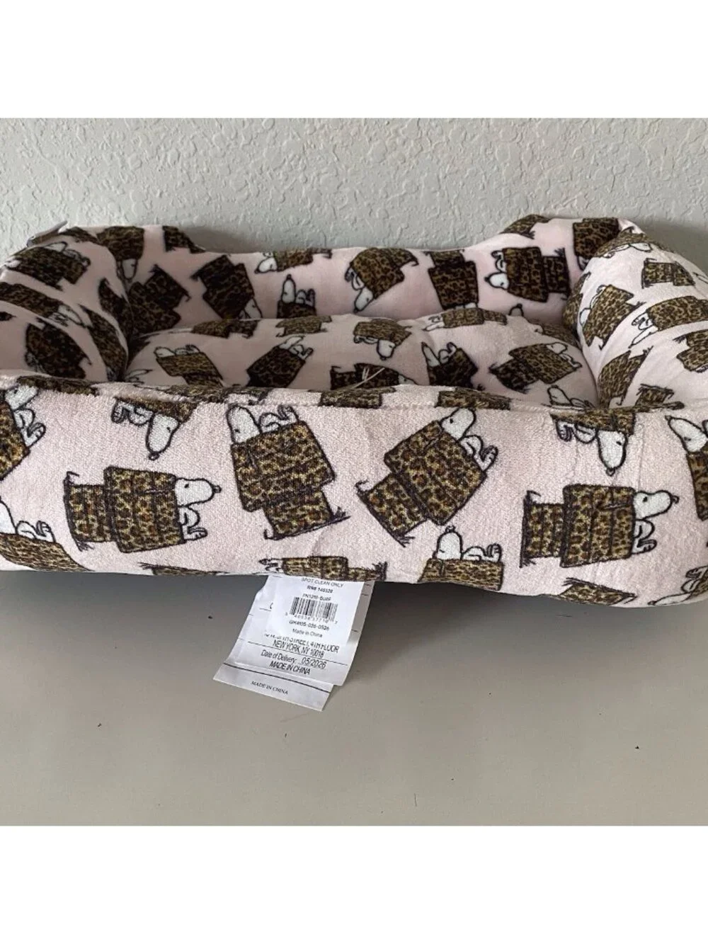 Peanuts Snoopy Small Dog Pet Cozy Cuddler Bed Animal‎ Print Leopard Doghouse NEW